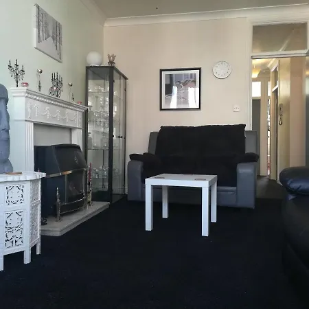 Cricketers View Apartment Scarborough